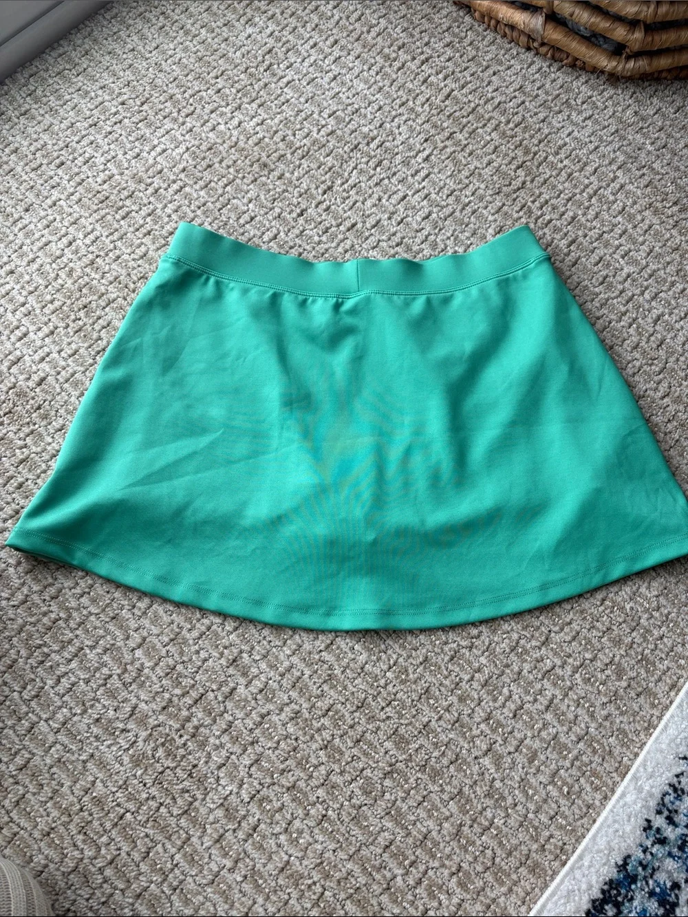 Alo Airlift Timeless Mini Skirt - Lettuce Green